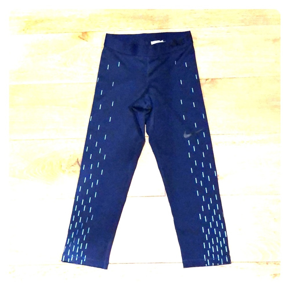 Nike Pro Blue Cropped Leggings